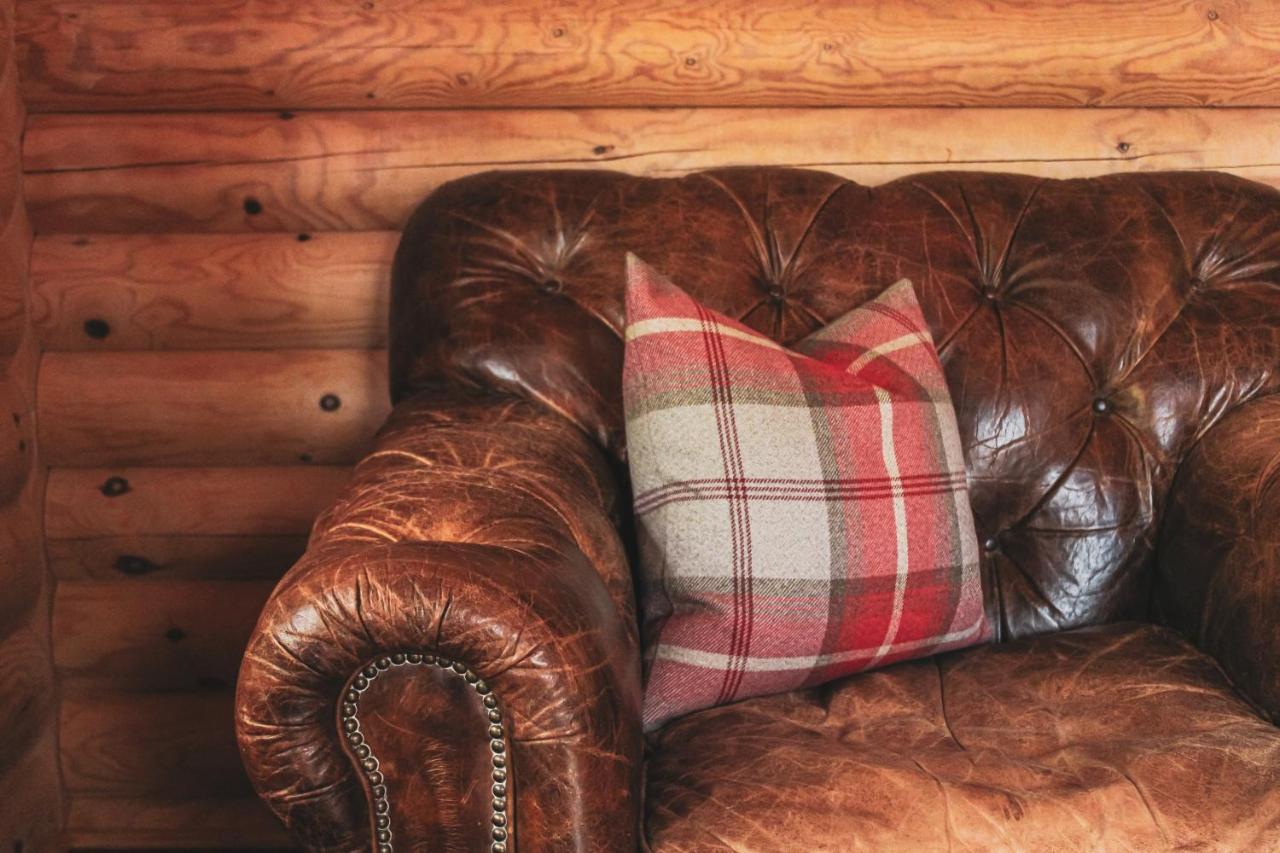 Tomatin - Luxury Two Bedroom Log Cabin With Hot Tub Berwick Upon Tweed Luaran gambar
